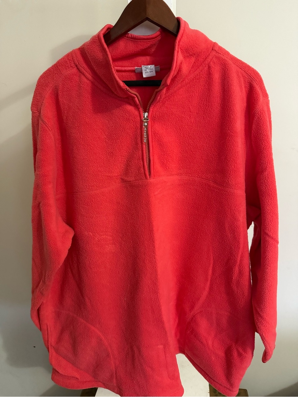 Avenue Quarter Zip Fleece Pullover